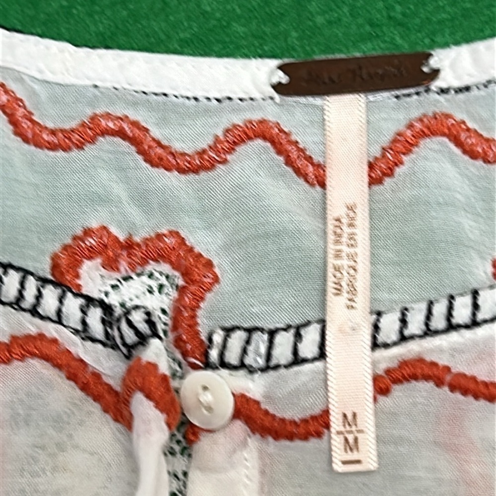 FREE PEOPLE EMBROILED CROCHET DETAIL BOHO HIDDEN BUTTONS CLOSURE BLOUSE TOP SZ M - Picture 8 of 15